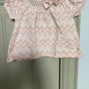 Baby girls Juicy Couture pink shirt with bow detail size 0-3 months